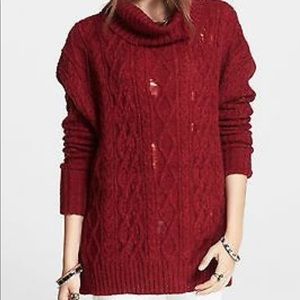 Free People Size (M) Distressed Cable Knit Sweater